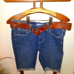 Skinny Bermuda jean shorts